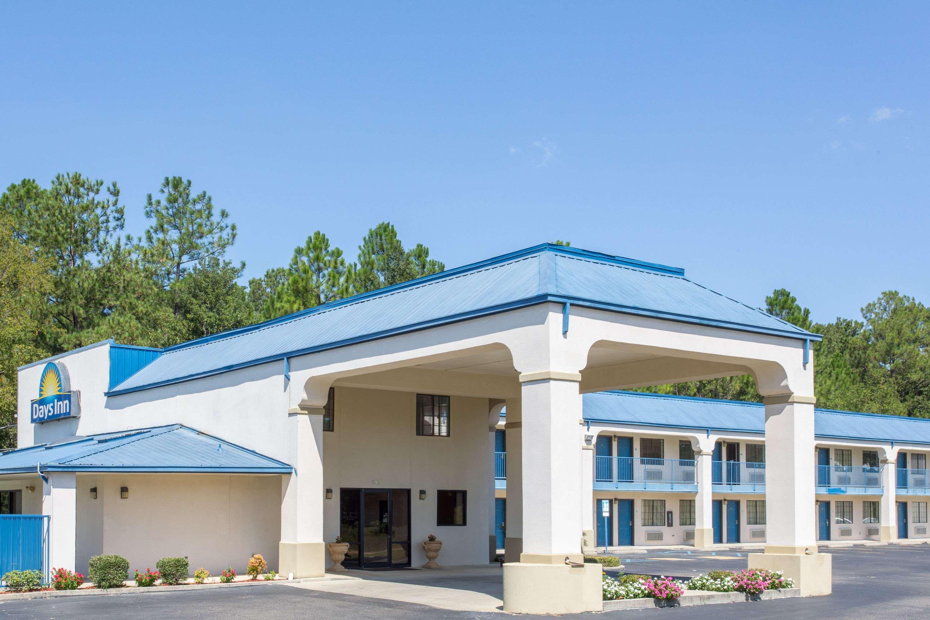 Days Inn By Wyndham Picayune Exterior photo